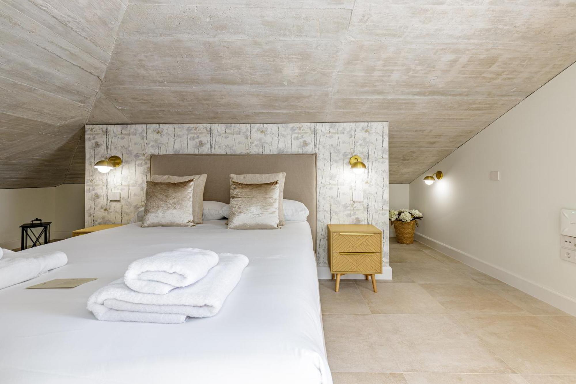 Plaza Del Siglo Suites & Boutique Apartments By Caleta Homes Málaga Exteriör bild
